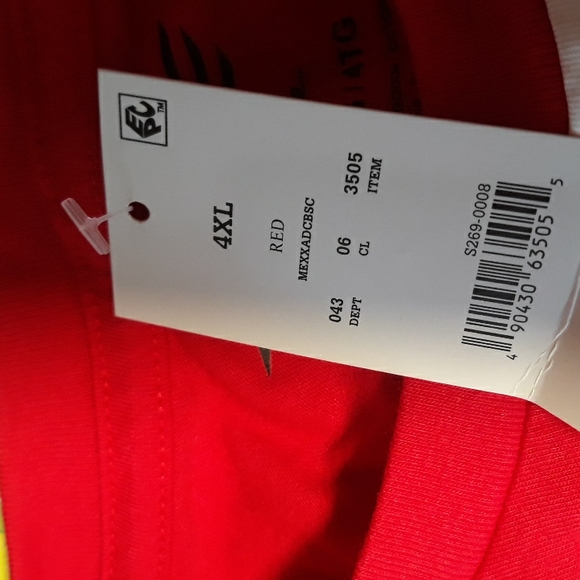 4XLG Xmas Tee - Picture 2 of 2